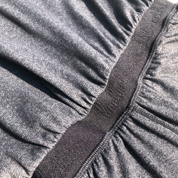 Lululemon Sweat Your Butt Off Romper, Grey, Size 6 - Picture 2 of 6